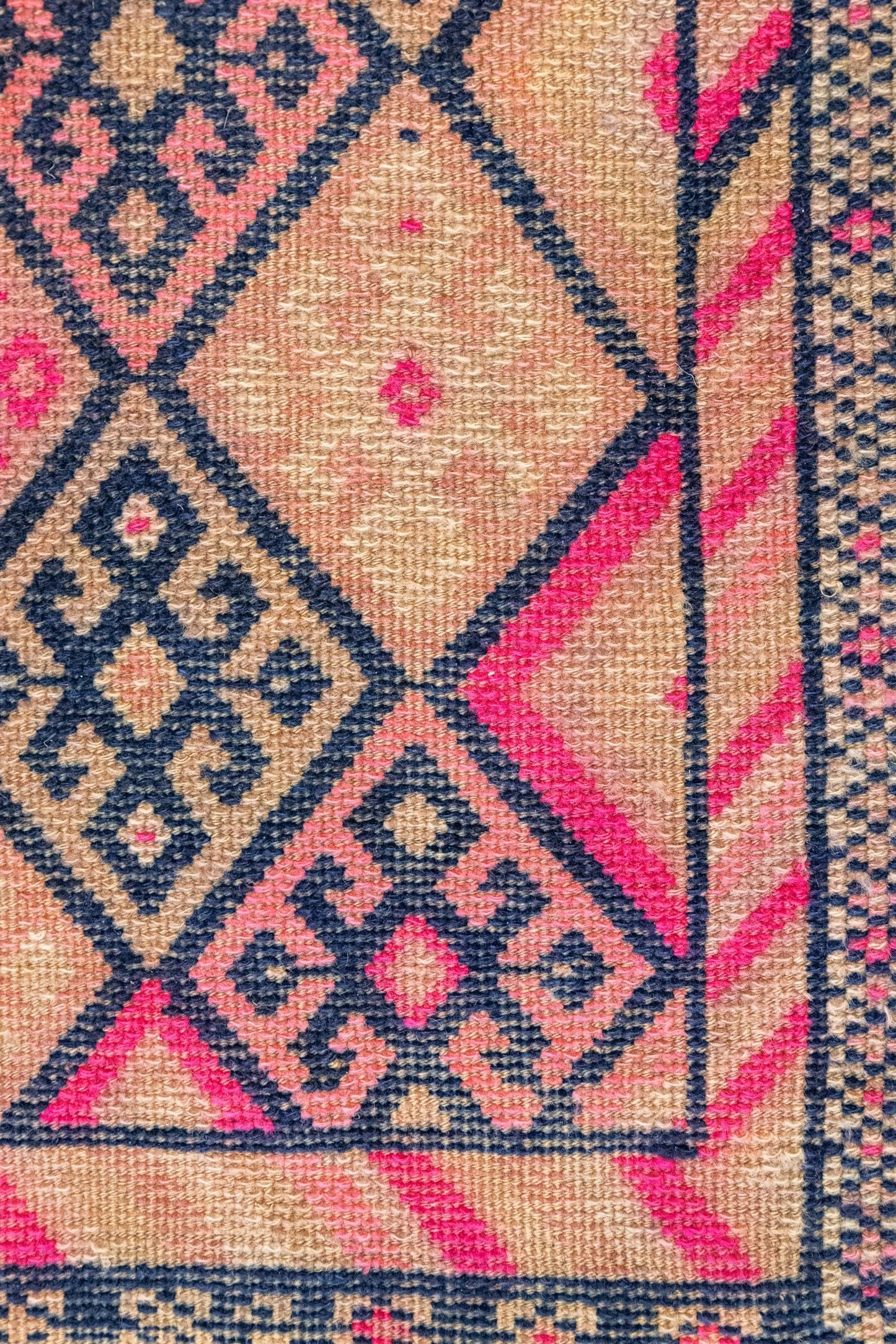 Vintage Herki Handwoven Tribal Rug, T88612