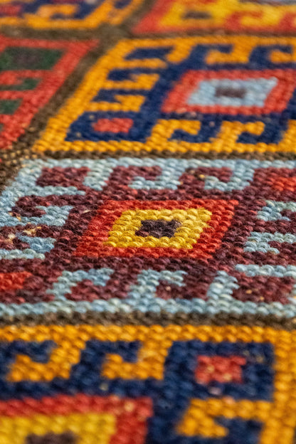 Vintage Jaf Kurd Handwoven Tribal Rug, J88212