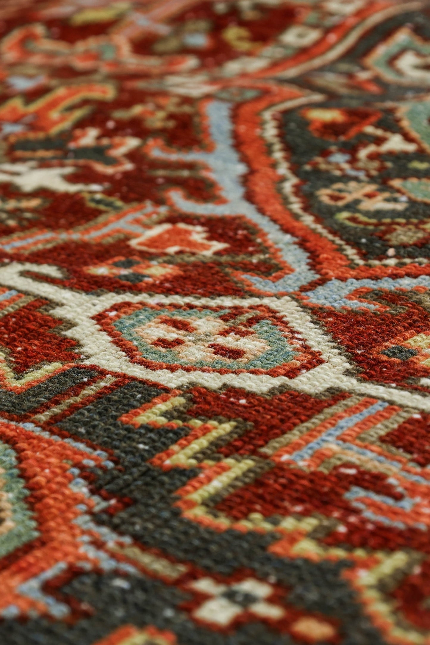 Vintage Karaja Heriz Handwoven Tribal Rug, 77100