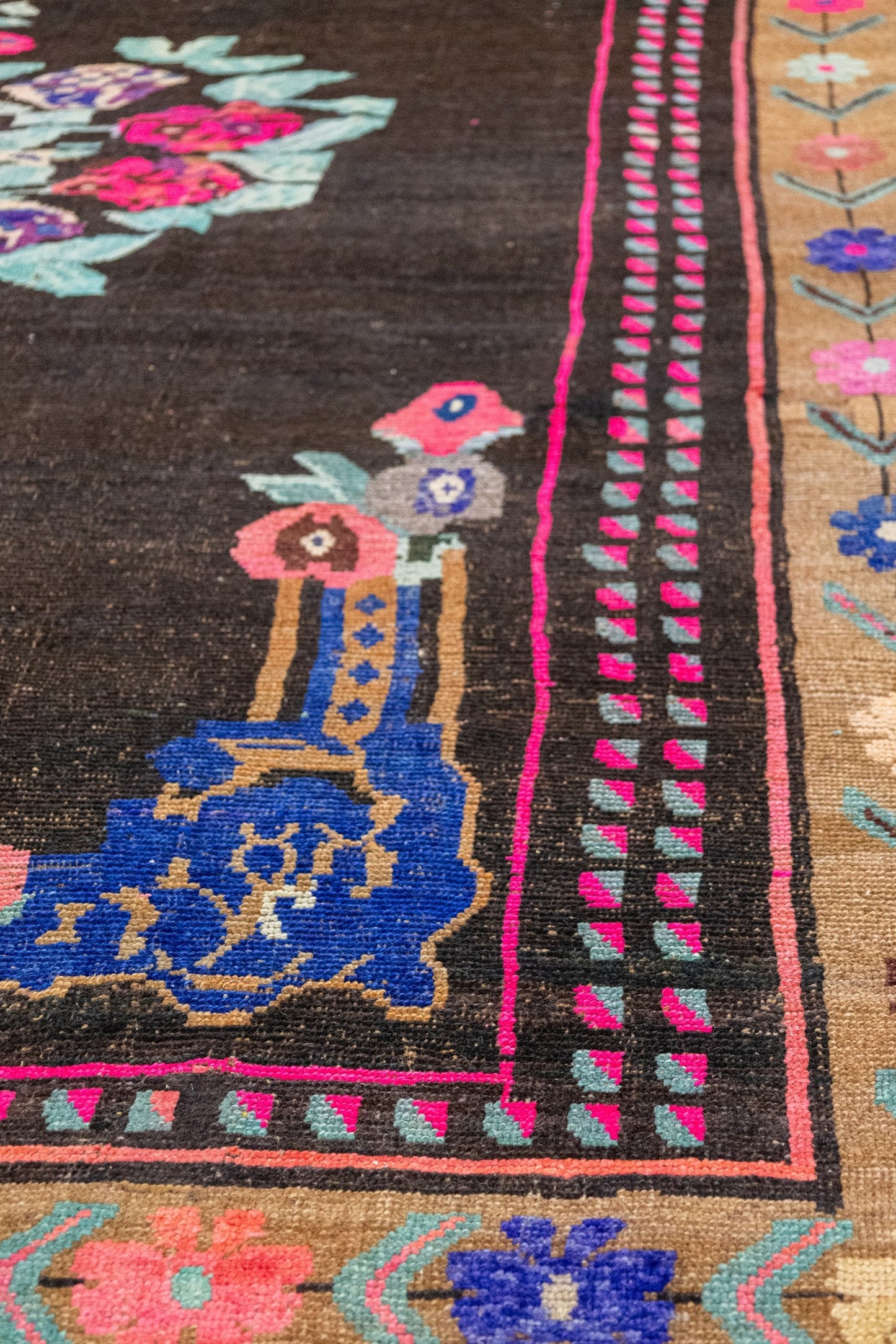 Vintage Kars Handwoven Tribal Rug, J88602