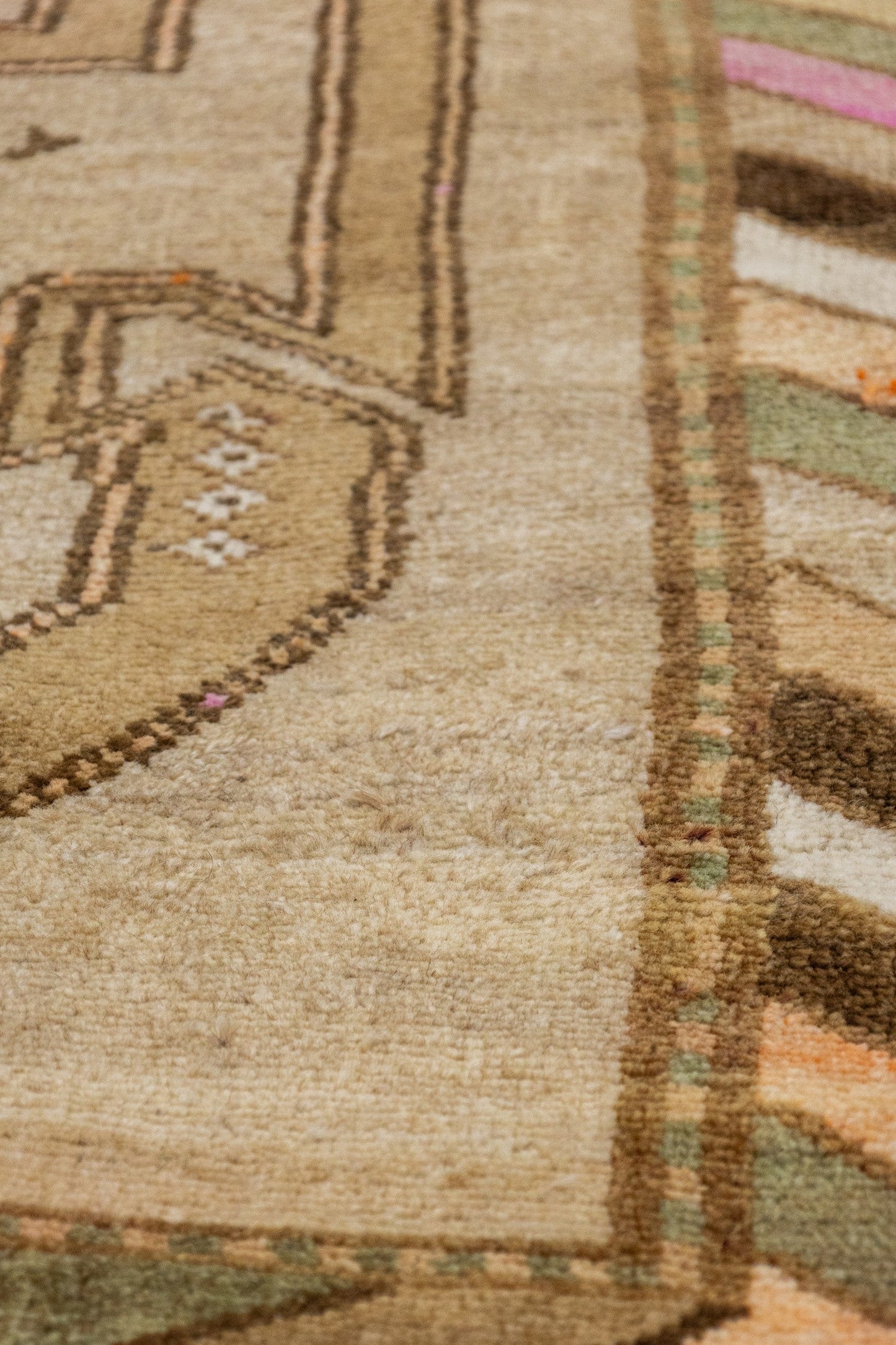 Vintage Kars Handwoven Tribal Rug, J88604