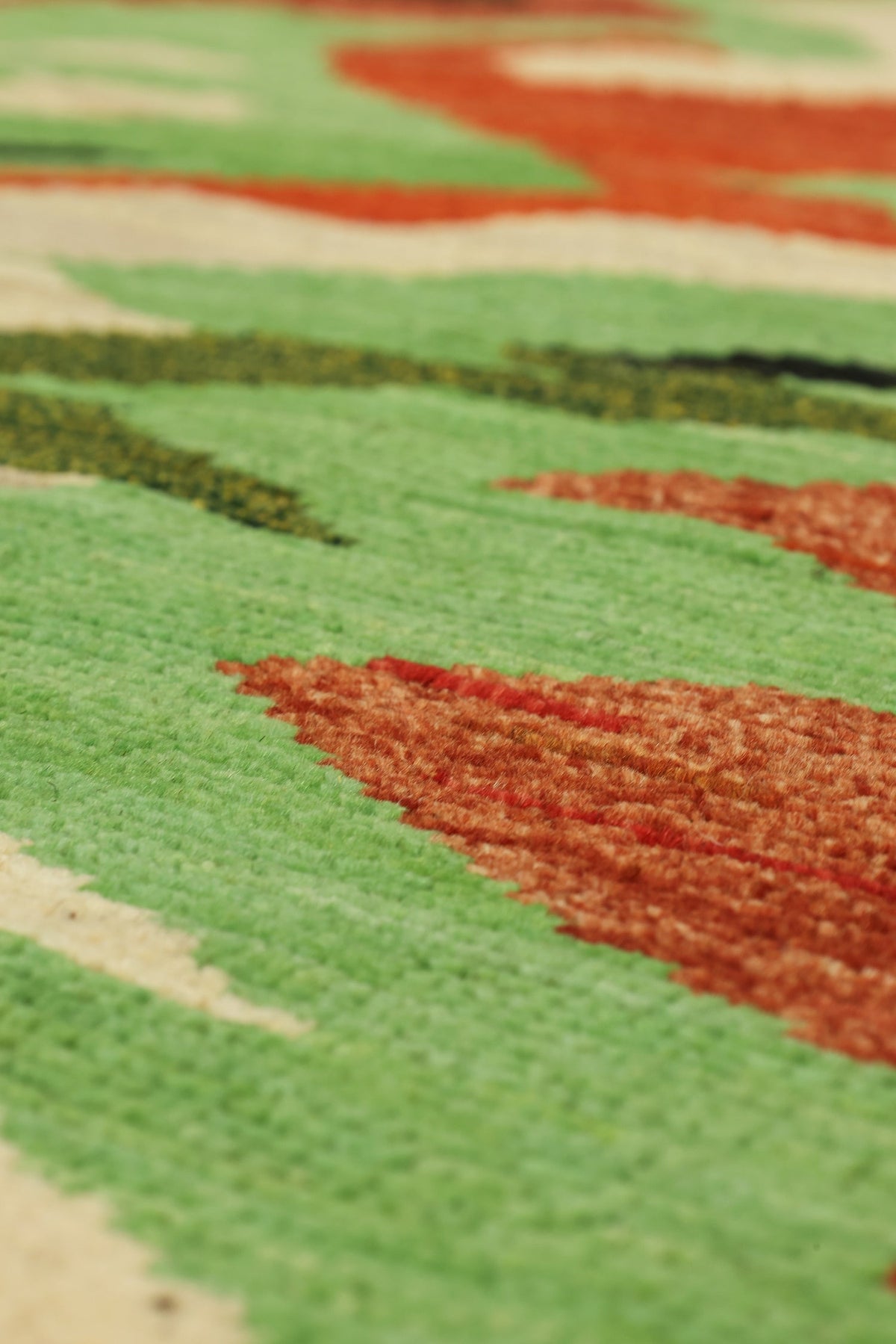 Last Hurrah Handwoven Tribal Rug, J79547