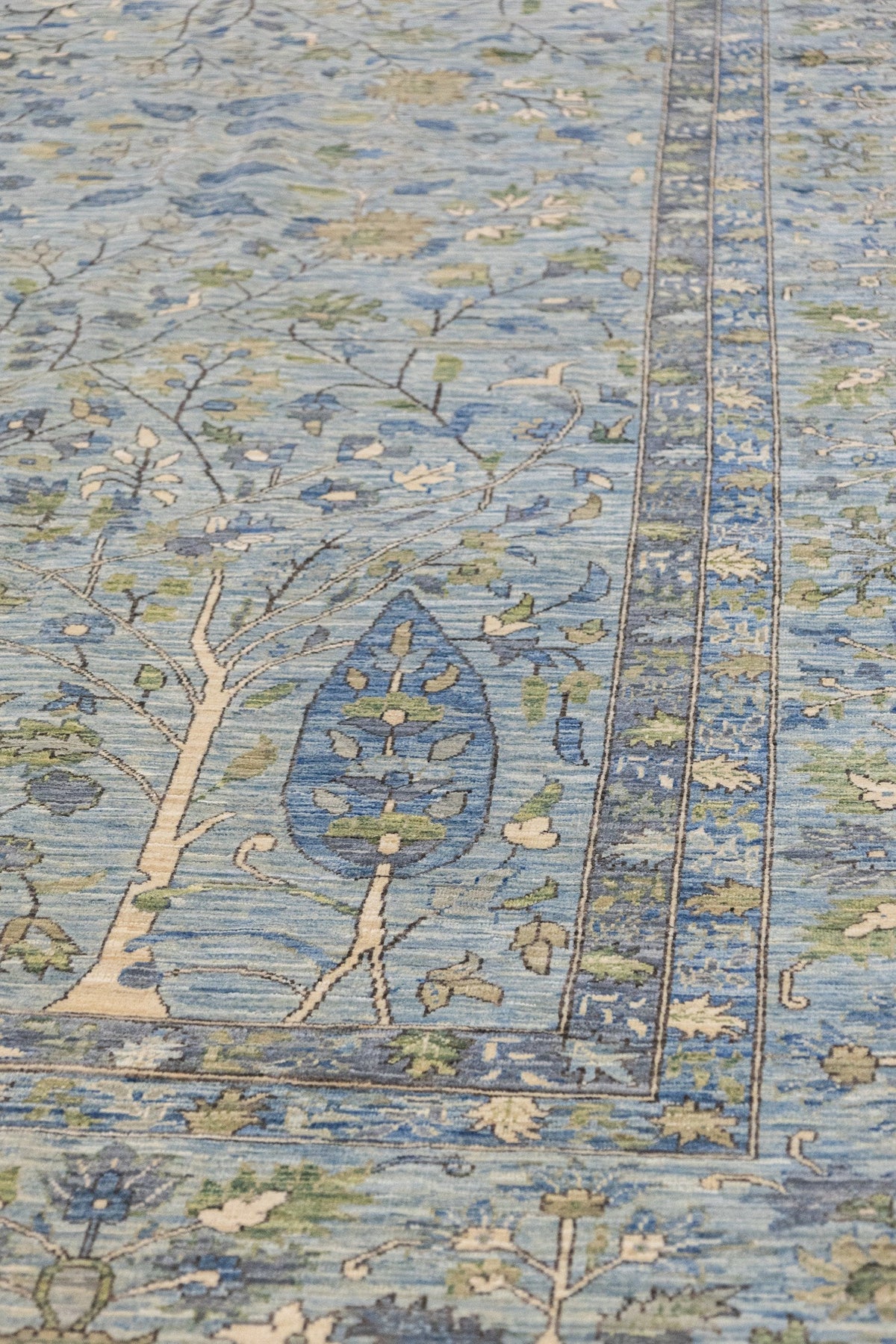 Luri Trees Handwoven Tribal Rug, J89314