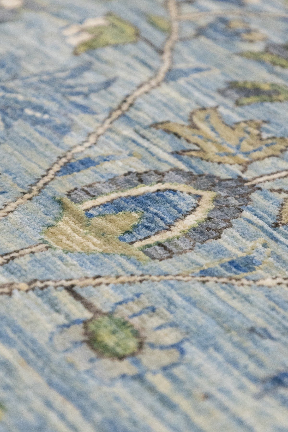 Luri Trees Handwoven Tribal Rug, J89314