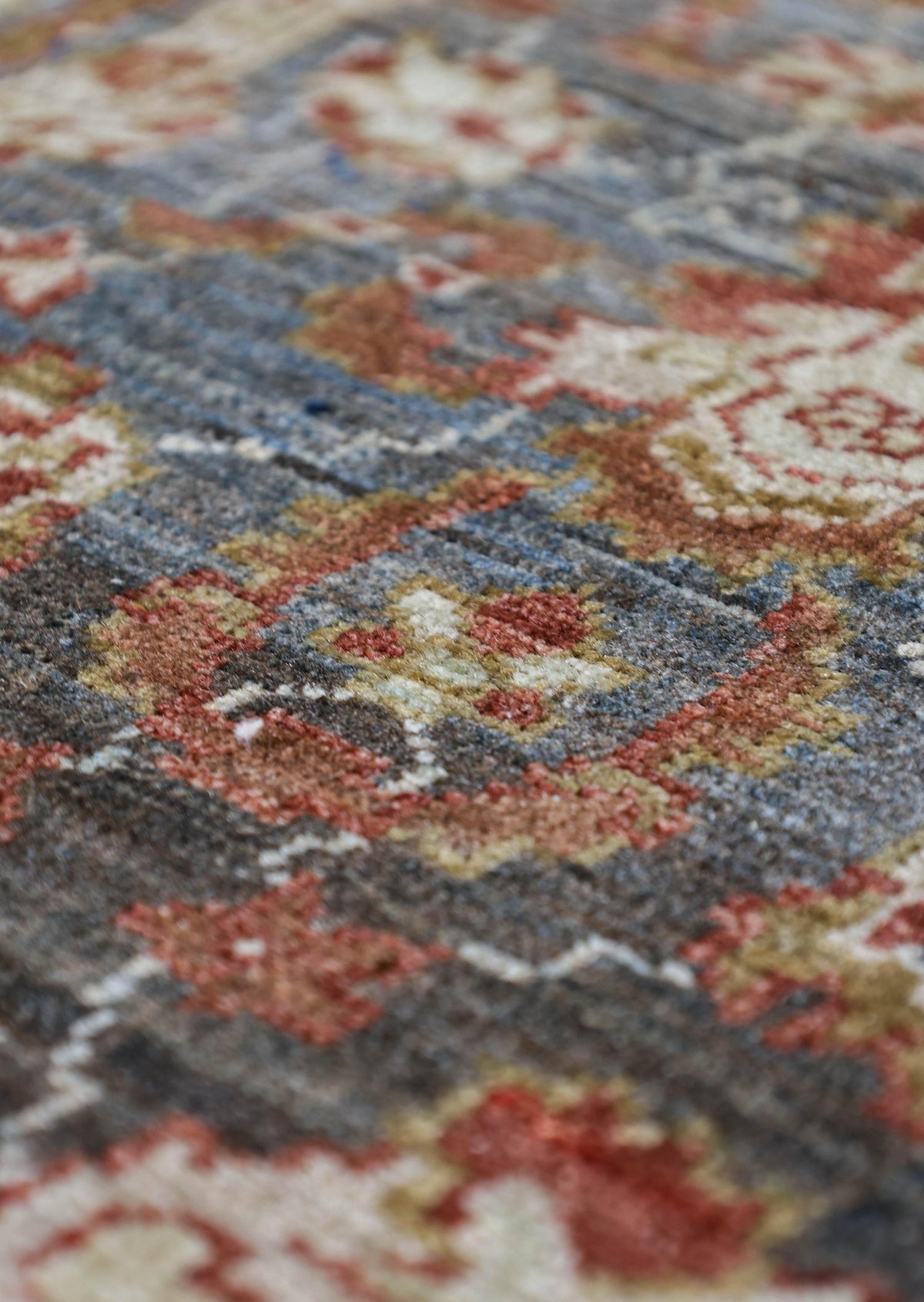 Vintage Mahal Handwoven Tribal Rug, J79437