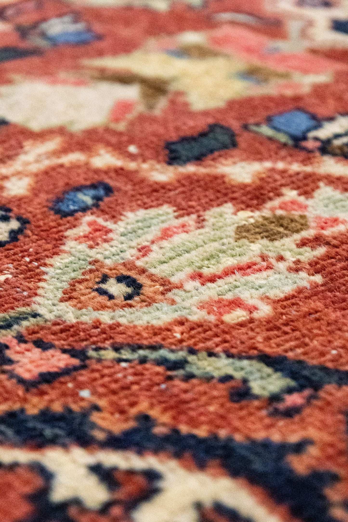 Antique Mahal Handwoven Tribal Rug, J88652
