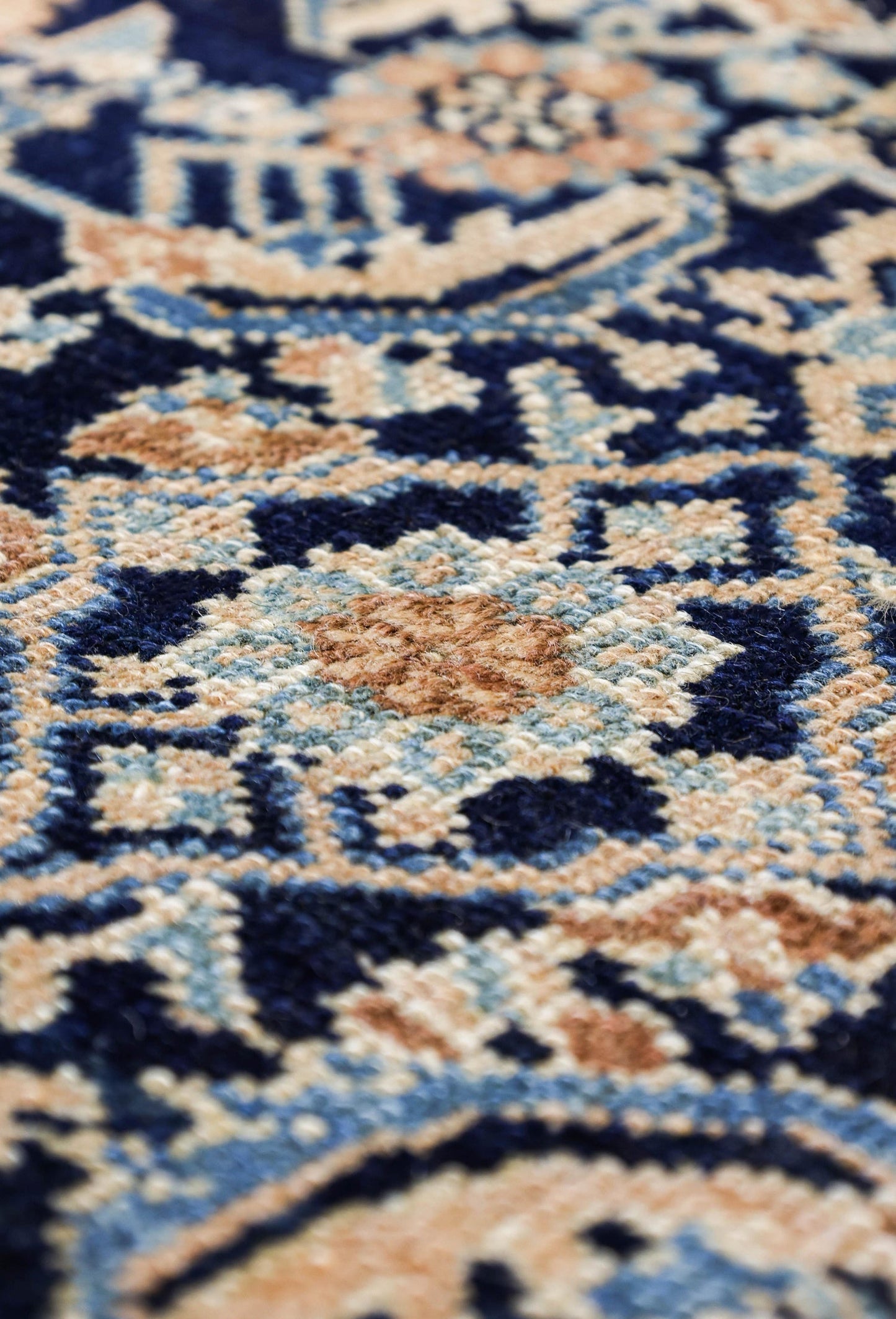 Vintage Malayer Handwoven Tribal Rug, J79417