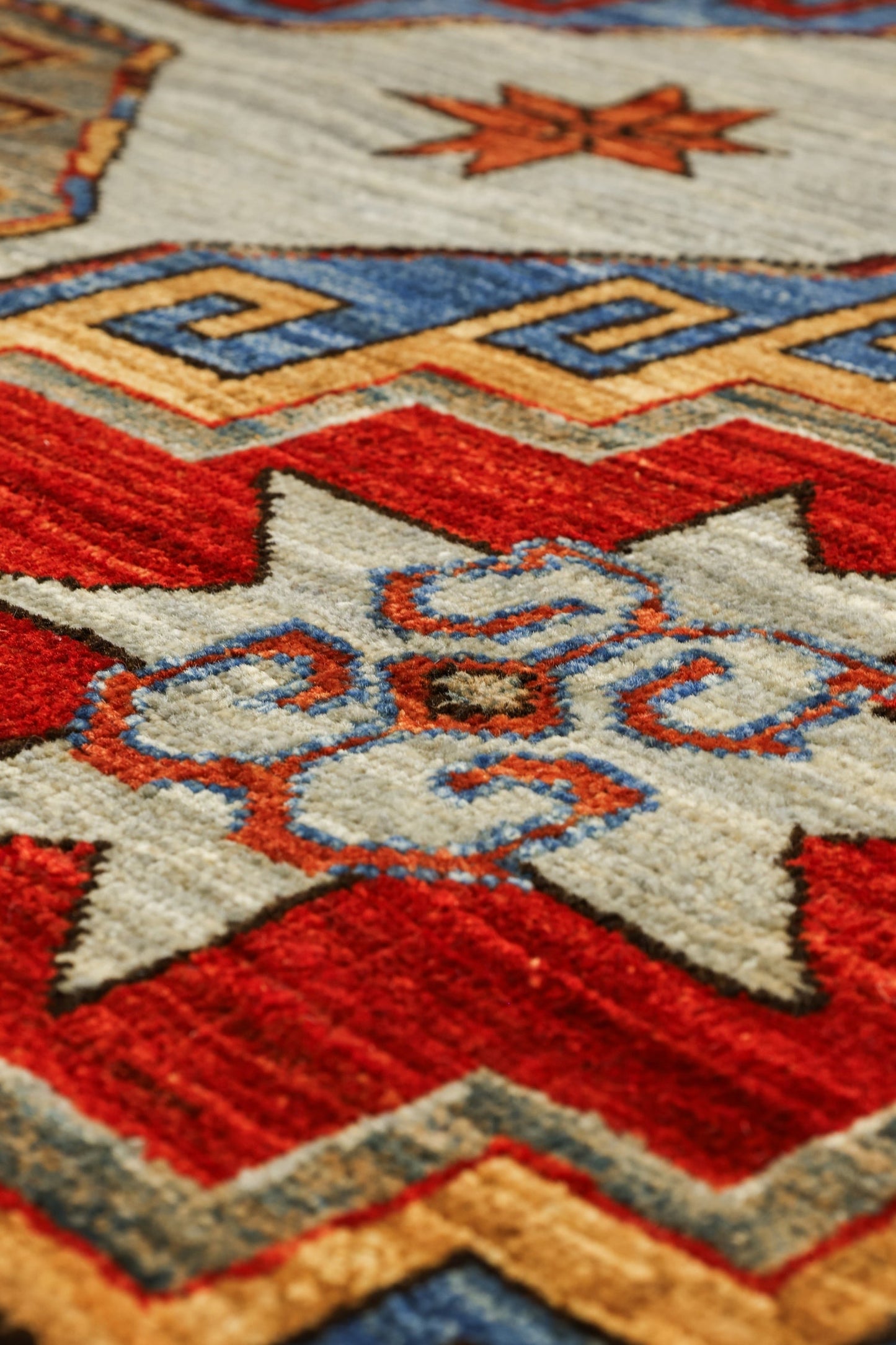 Memling Gul Handwoven Tribal Rug, J81039