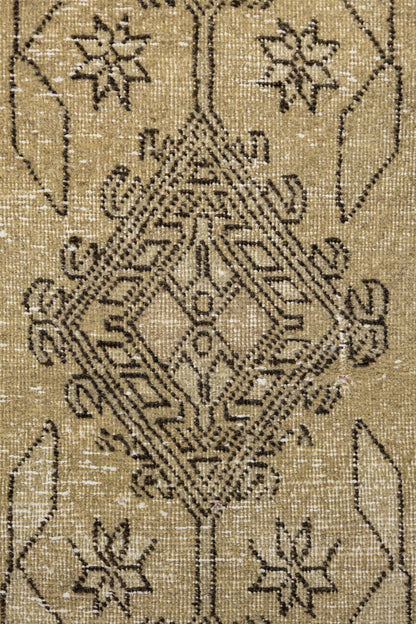 Vintage Meshkin Handwoven Tribal Rug, J86606