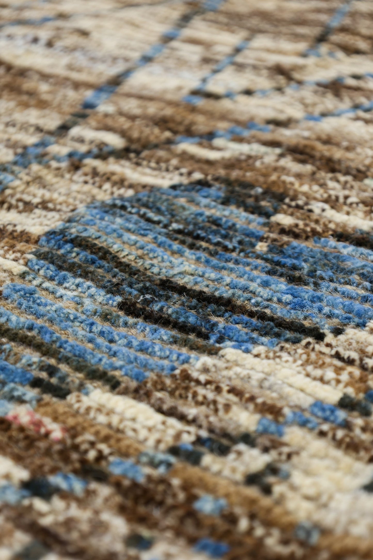 Moroccan Handwoven Tribal Rug, J80314