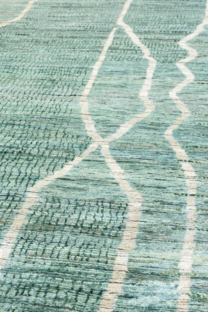 Moroccan Handwoven Tribal Rug, J78222