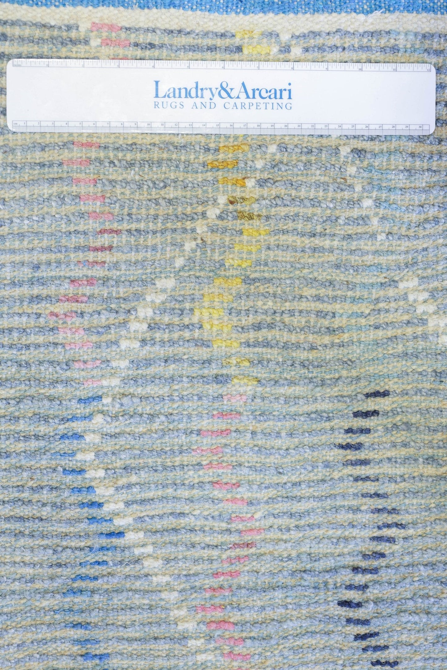 Moroccan Handwoven Tribal Rug, J78256