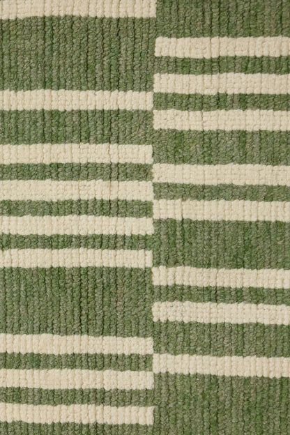 Moroccan Handwoven Tribal Rug, J78291