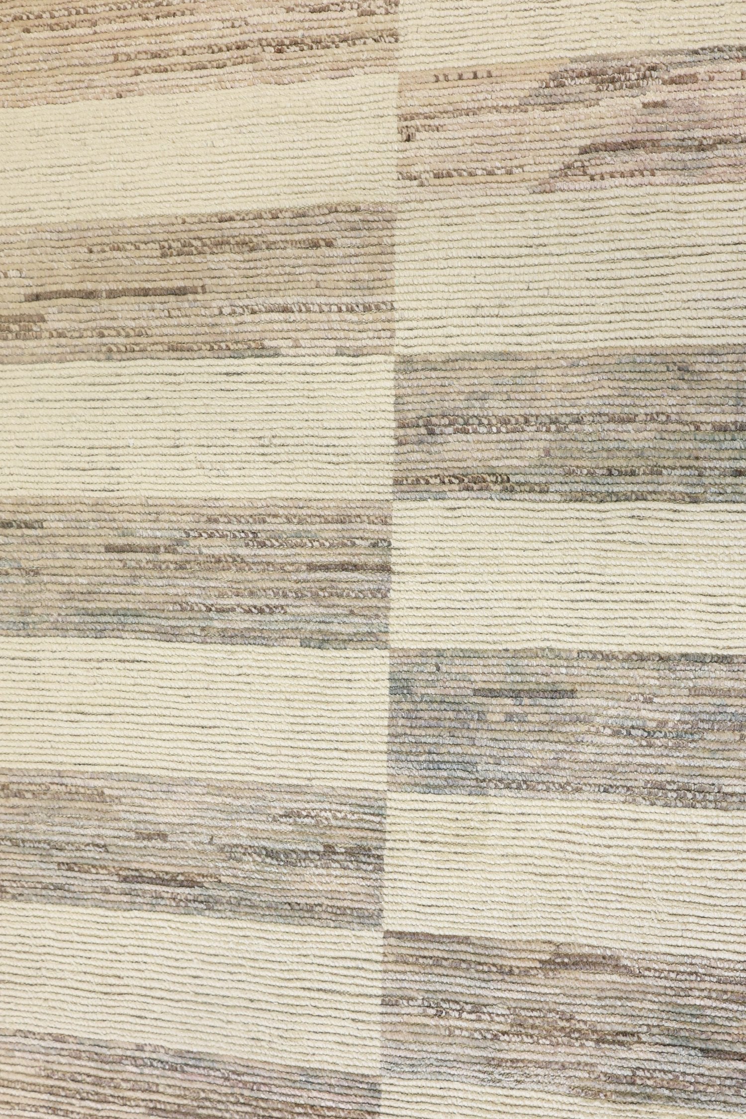 Moroccan Handwoven Tribal Rug, J78338