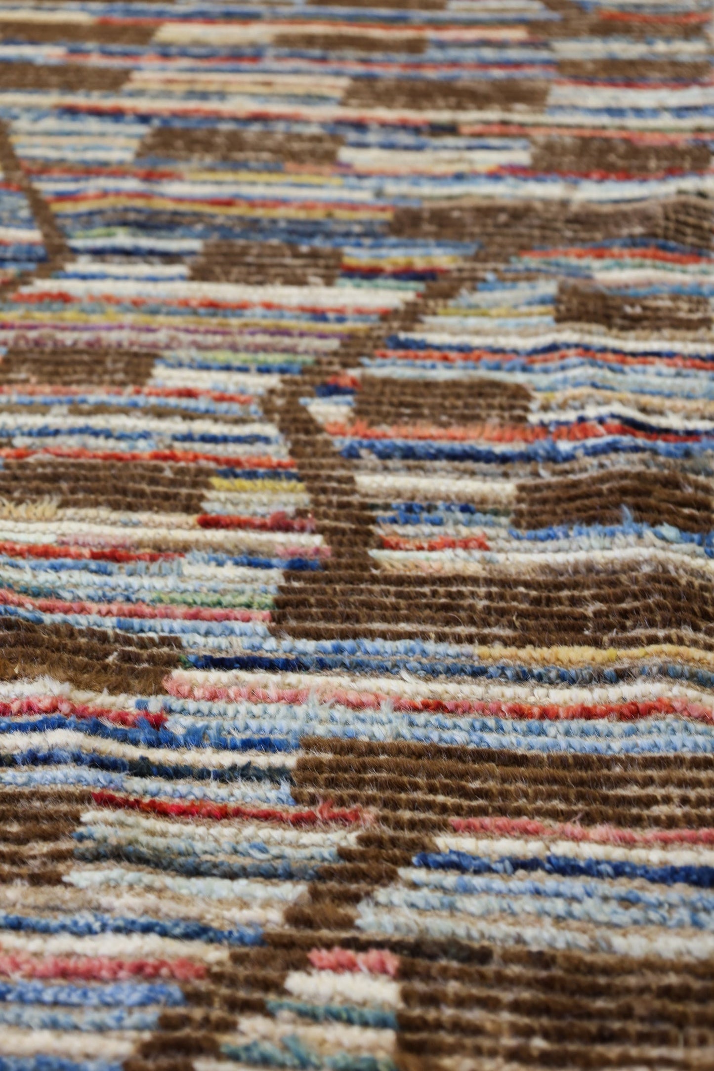 Moroccan Handwoven Tribal Rug, J80318