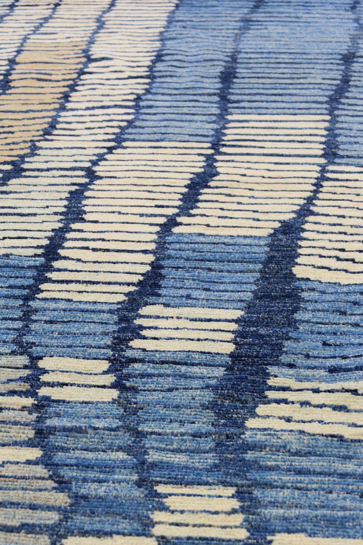 Moroccan Handwoven Tribal Rug, J80662