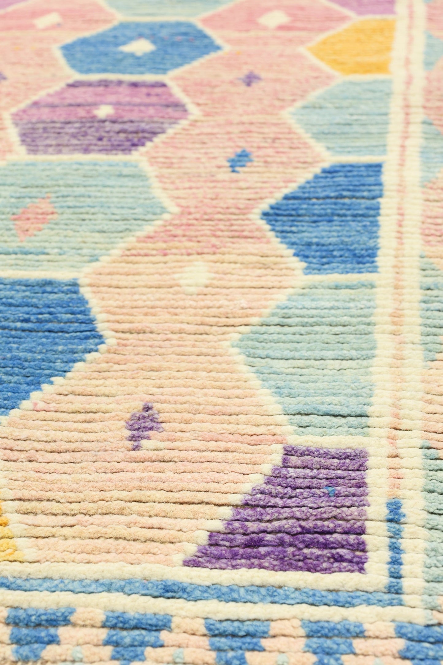 Moroccan Handwoven Tribal Rug, J80669