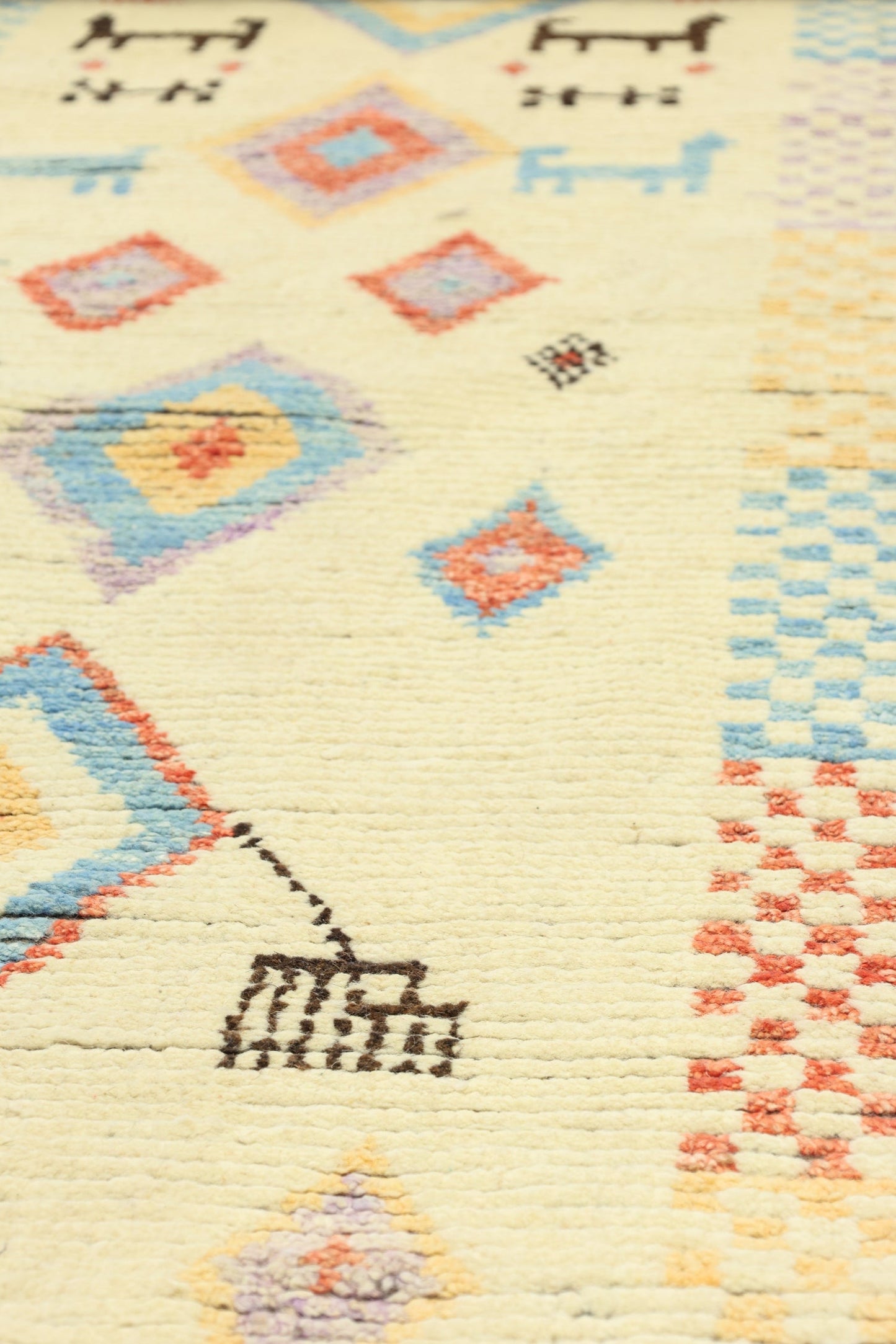 Moroccan Handwoven Tribal Rug, J80671
