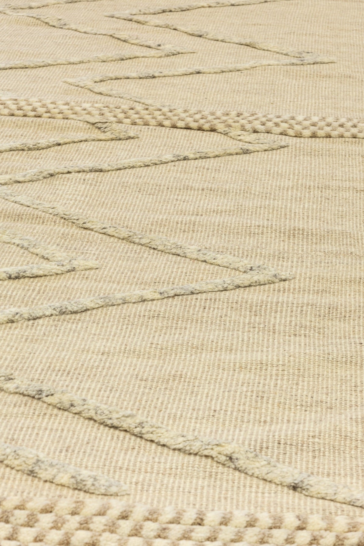 Moroccan Handwoven Tribal Rug, J80848