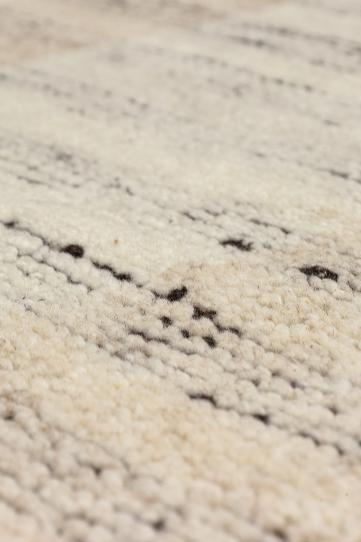 Moroccan Handwoven Tribal Rug, J80849