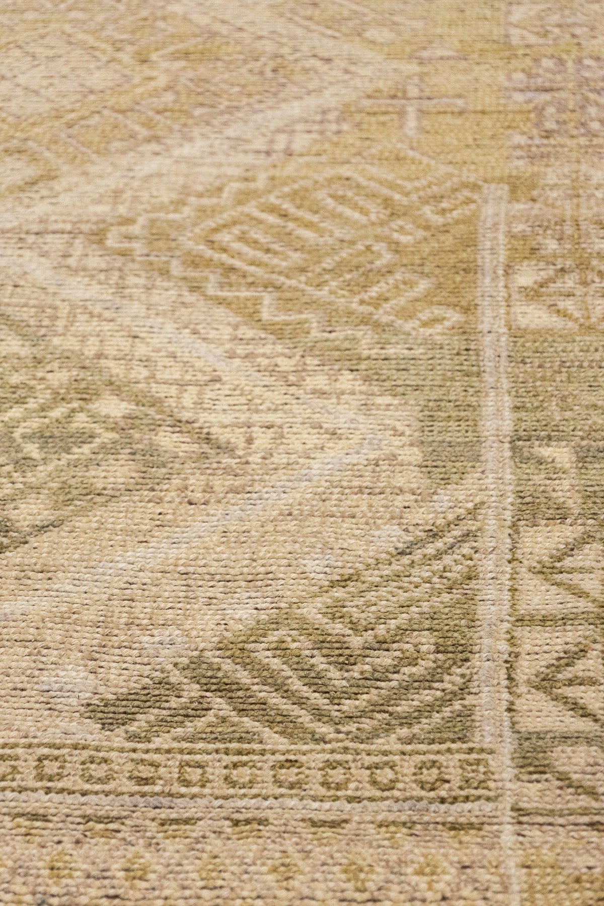 Moroccan Handwoven Tribal Rug, J88471