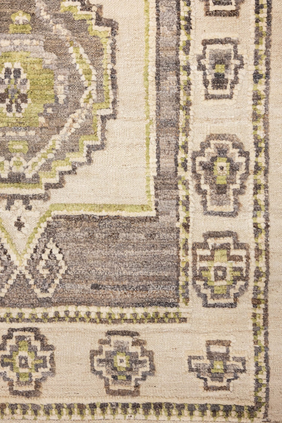 Moroccan Handwoven Tribal Rug, J89332