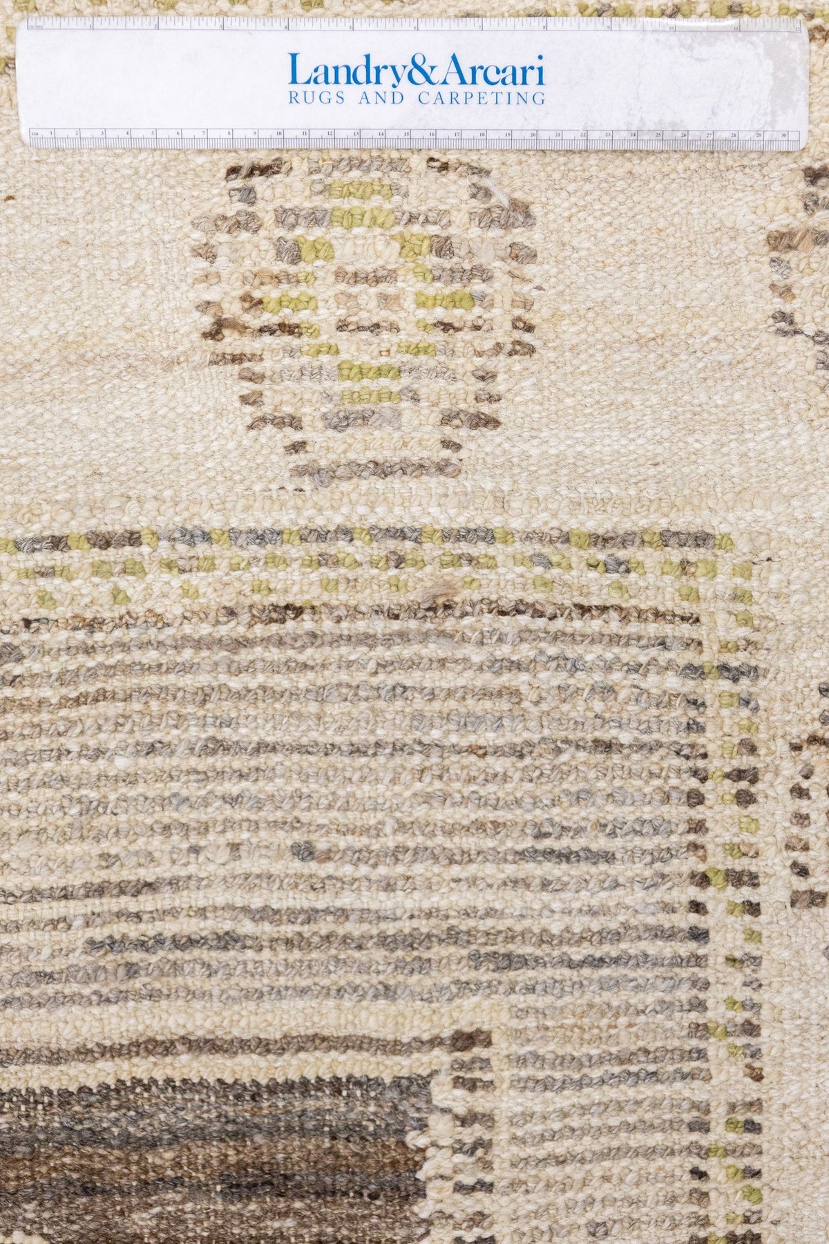 Moroccan Handwoven Tribal Rug, J89332