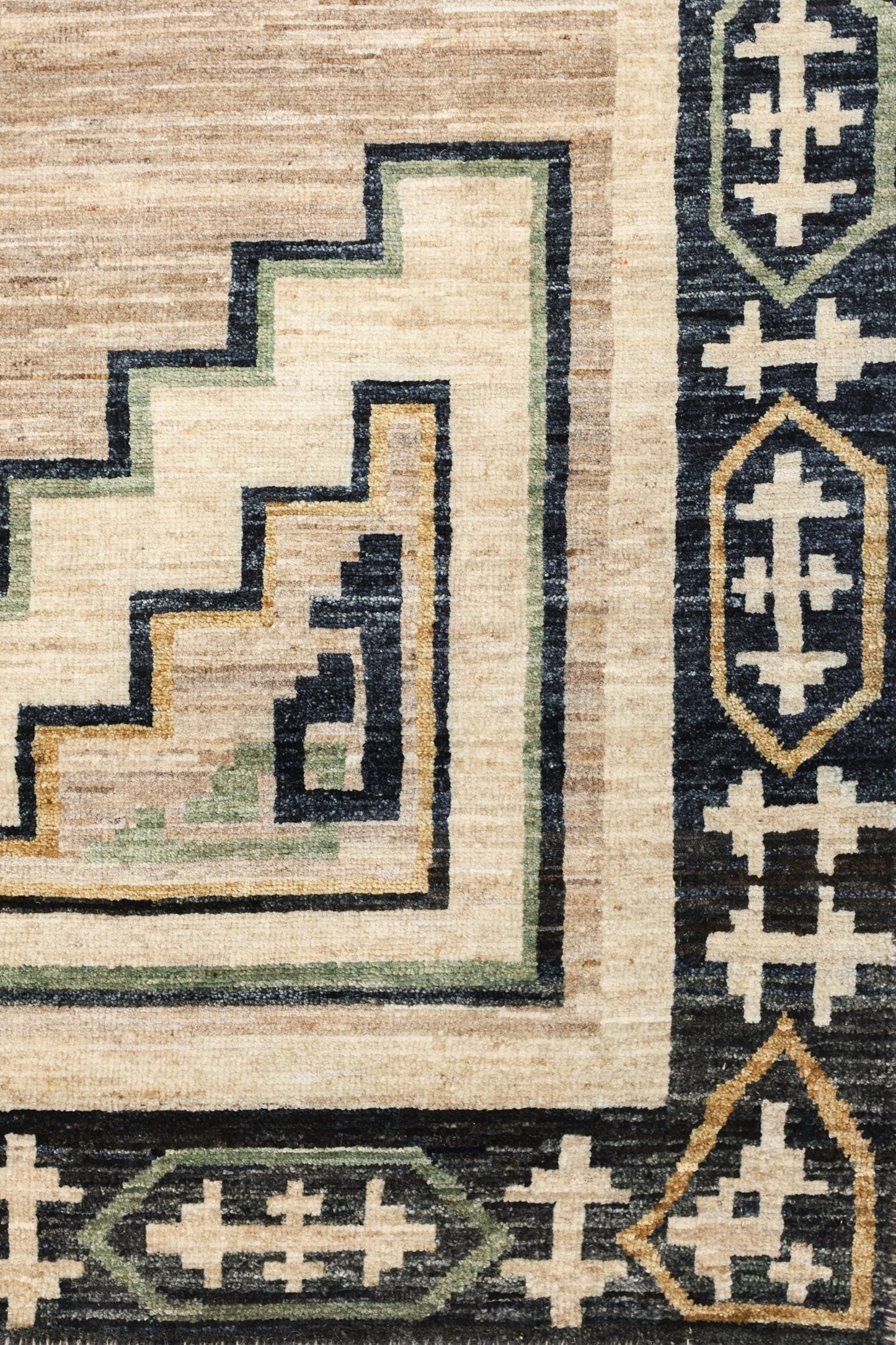 Navajo Handwoven Tribal Rug, J79711