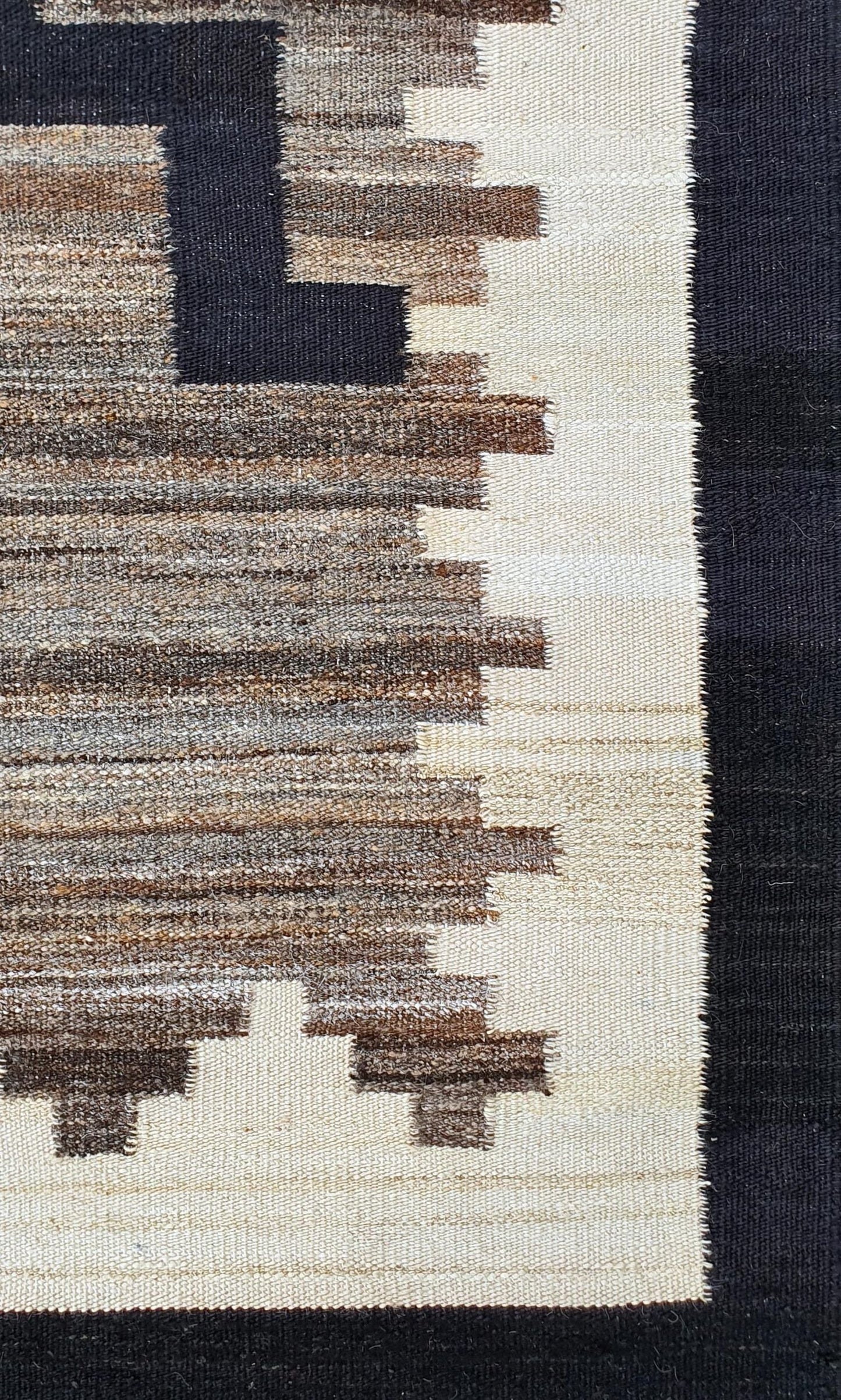 Navajo Design Tribal Rug, J80067