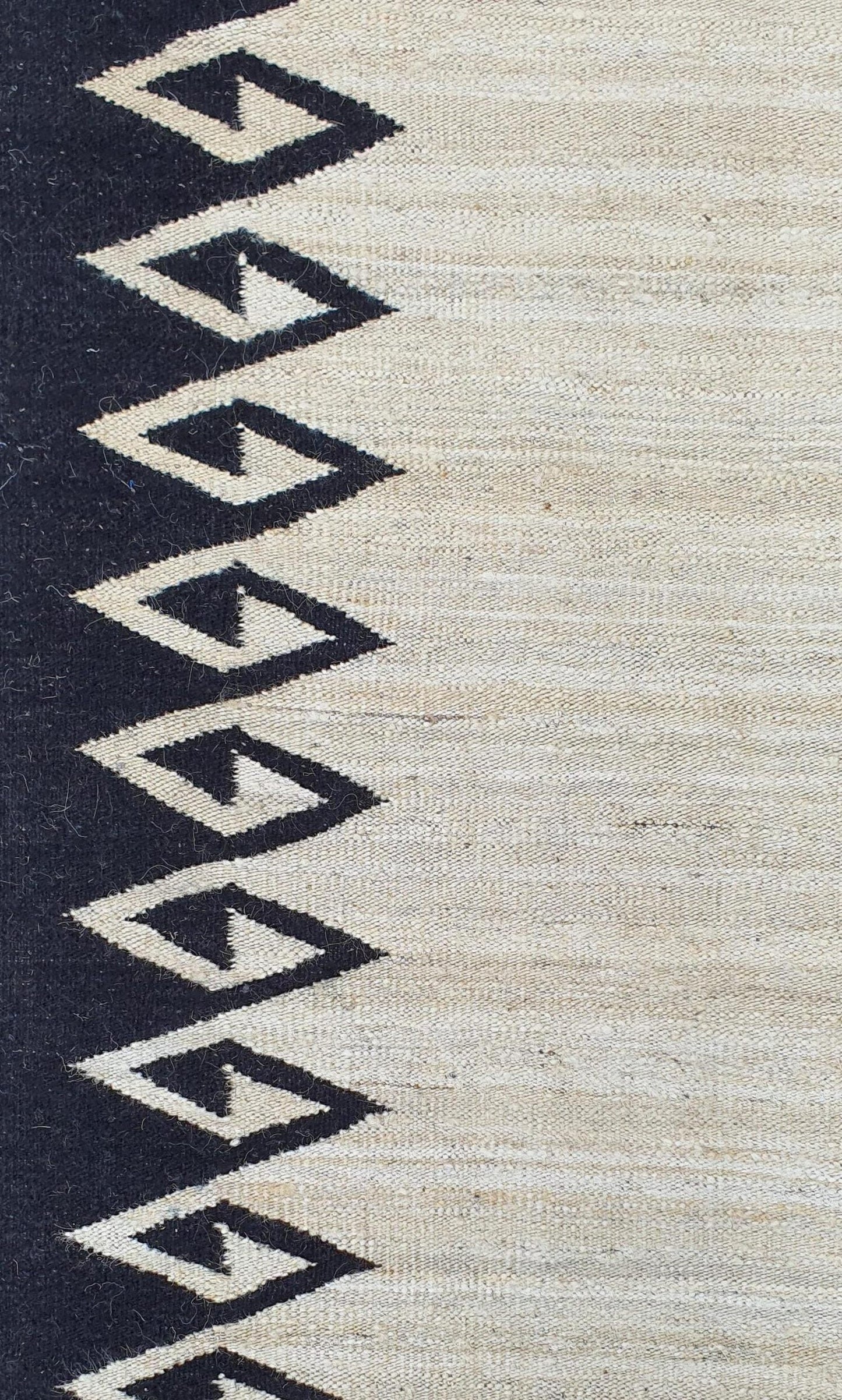 Navajo Design Tribal Rug, J80069