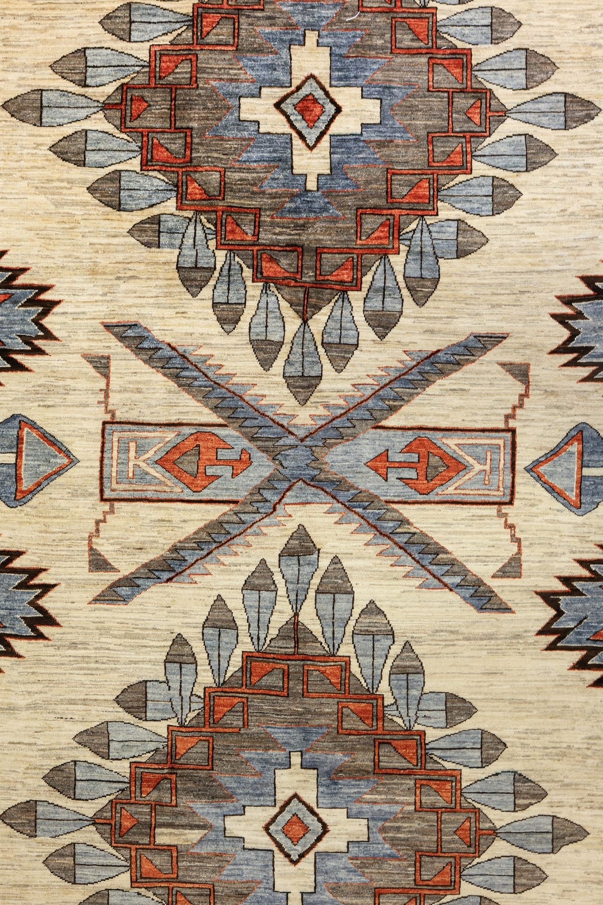 Navajo Handwoven Tribal Rug, J81028