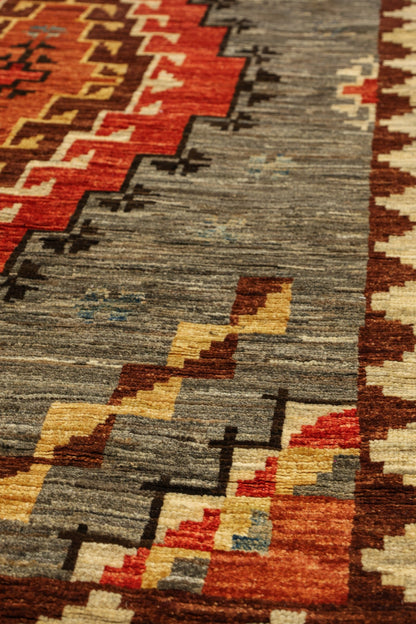 Navajo Handwoven Tribal Rug, J81033