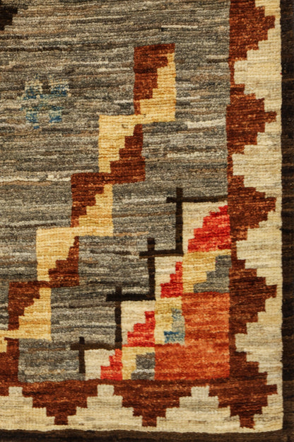 Navajo Handwoven Tribal Rug, J81033