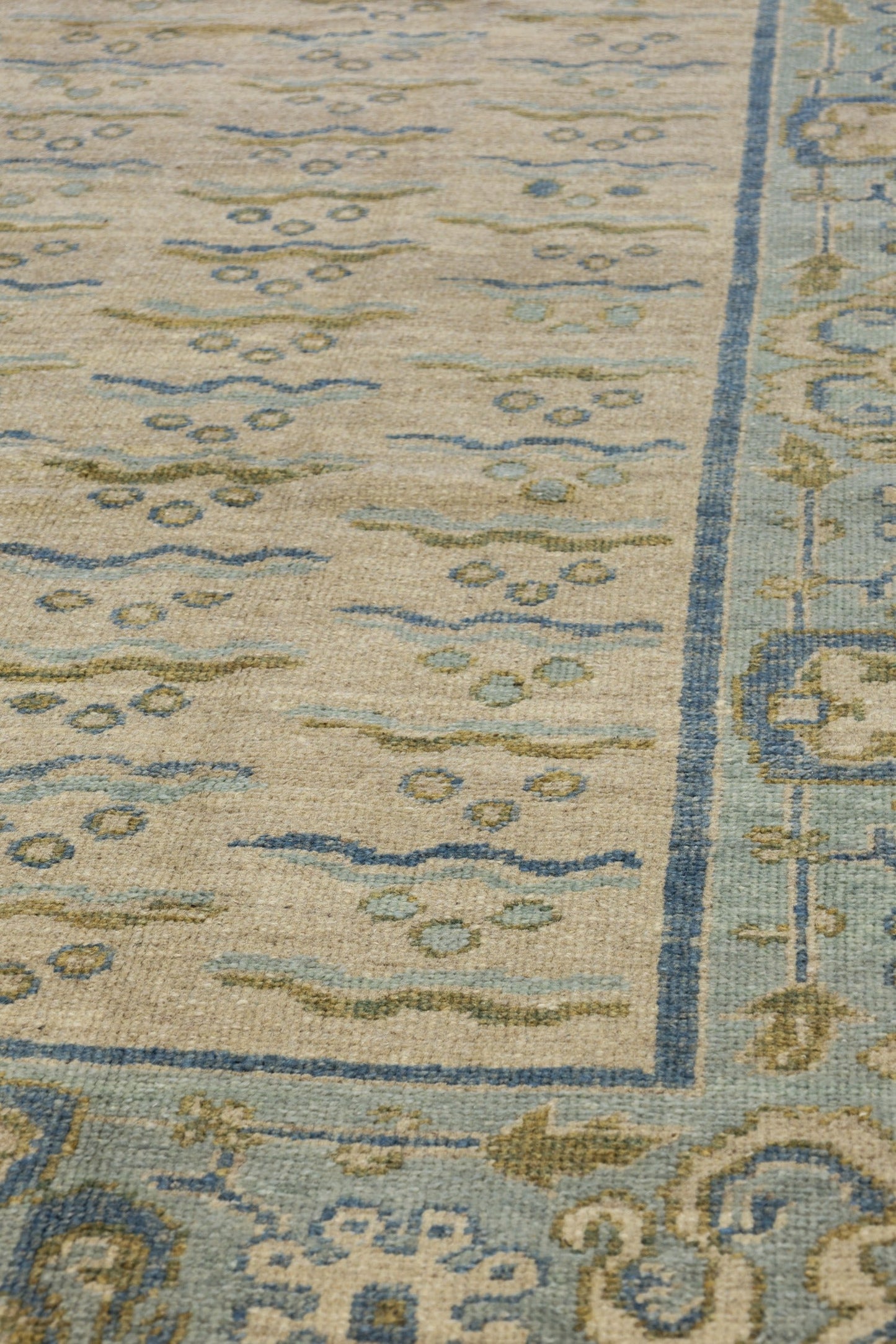 Ottoman Lips Handwoven Tribal Rug, J80488