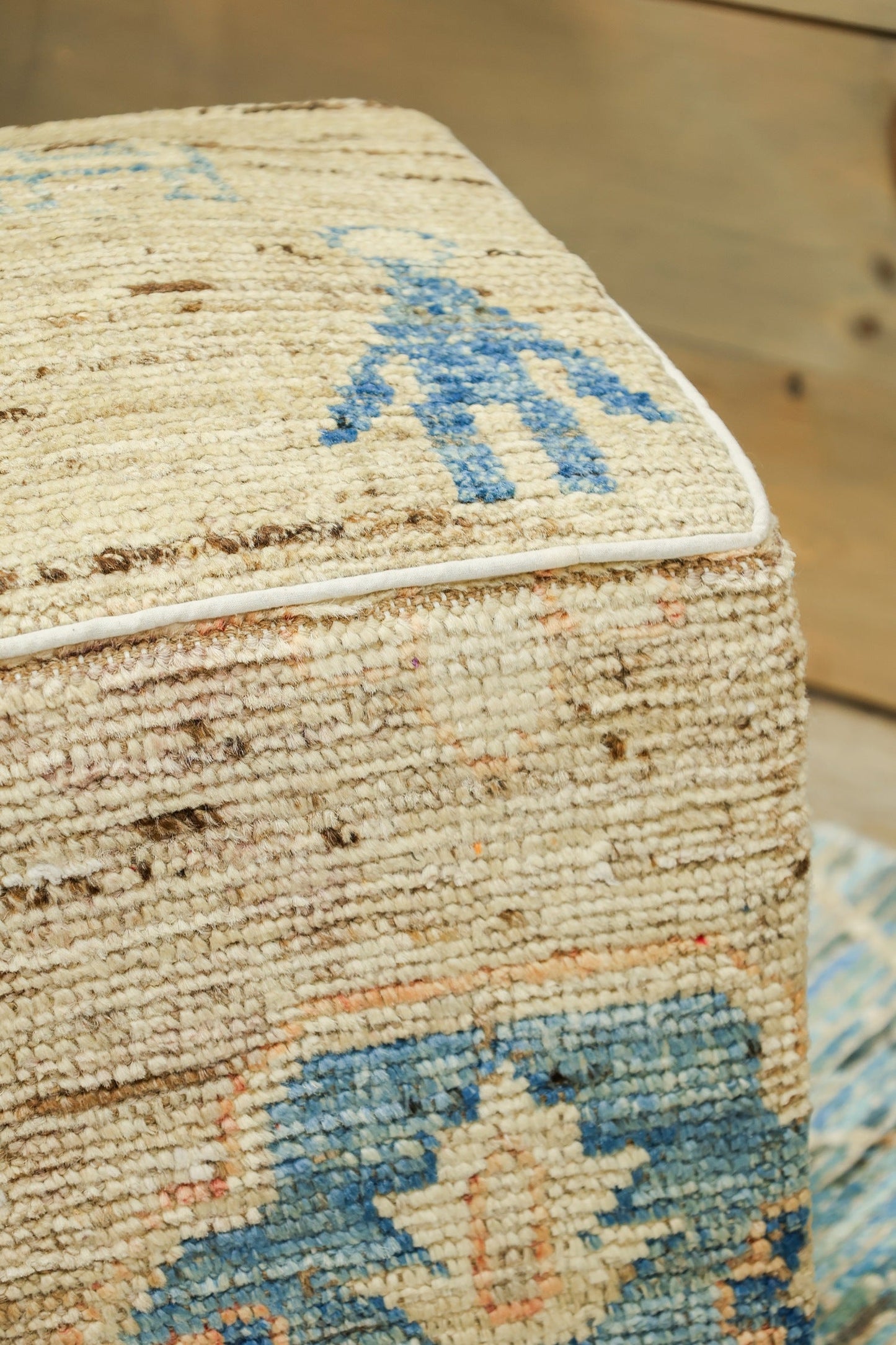 Oushak Rug Ottoman, J80404