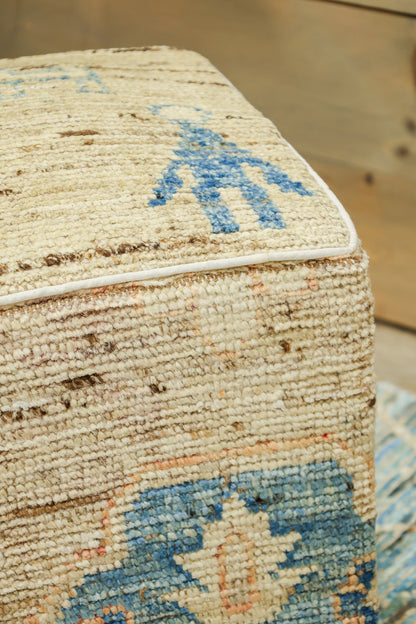 Oushak Rug Ottoman, J80404