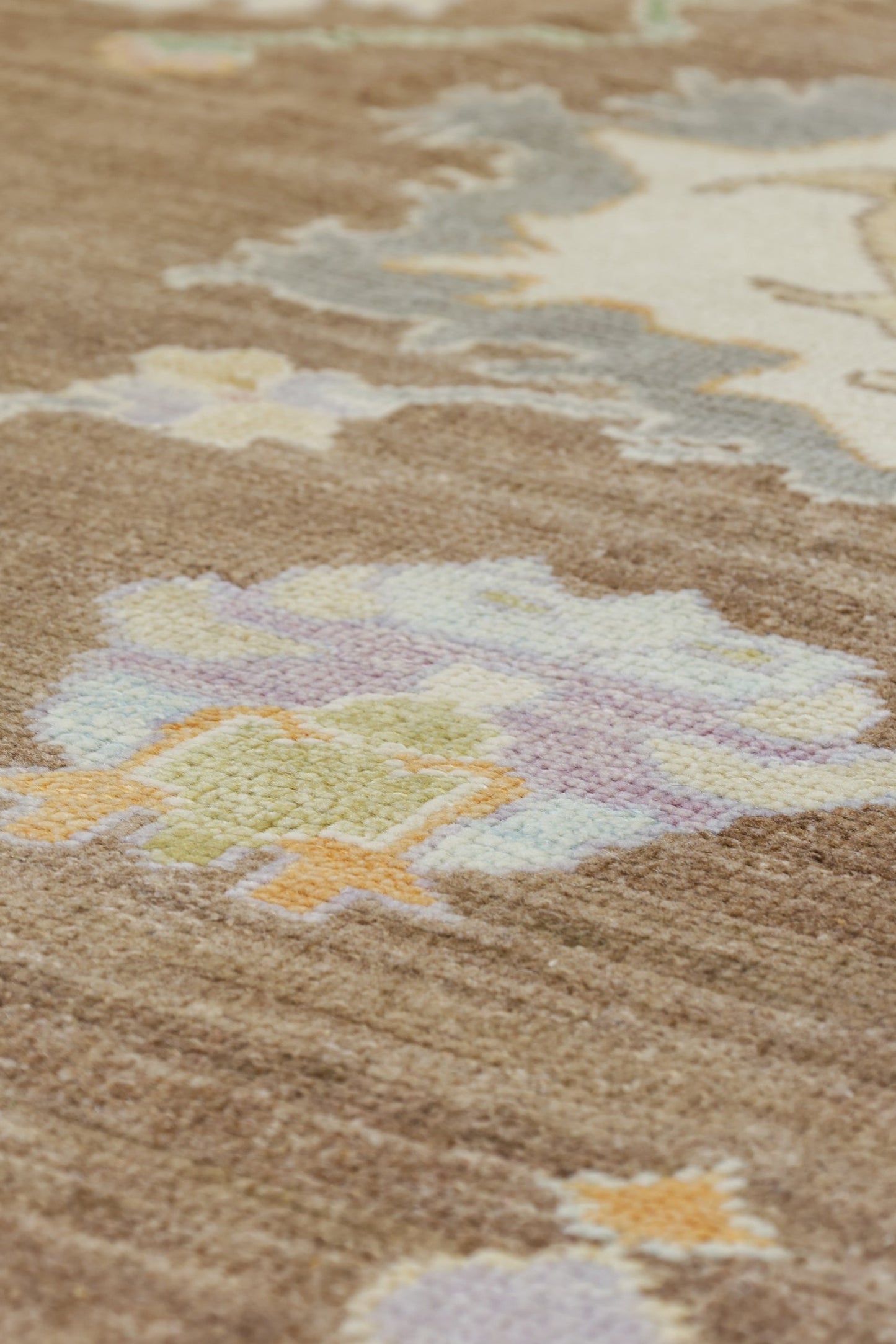 Oushak Handwoven Traditional Rug, J80475