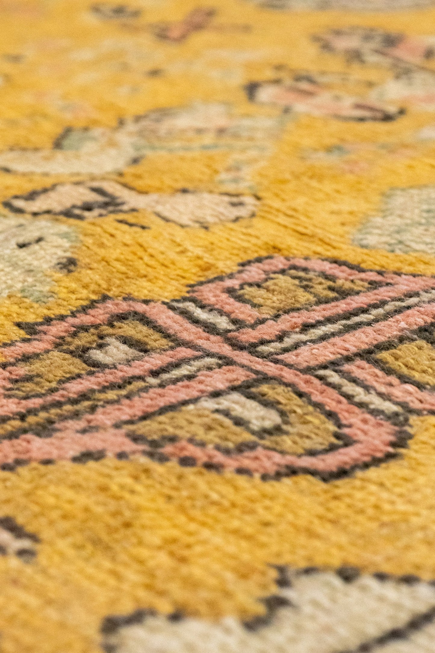 Antique Oushak Handwoven Tribal Rug, J78381