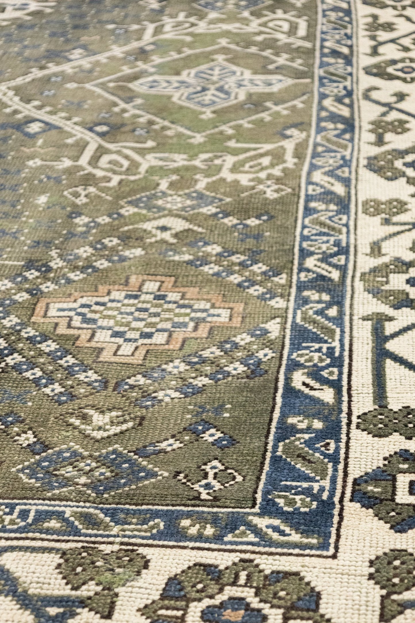 Antique Oushak Handwoven Tribal Rug, J88093