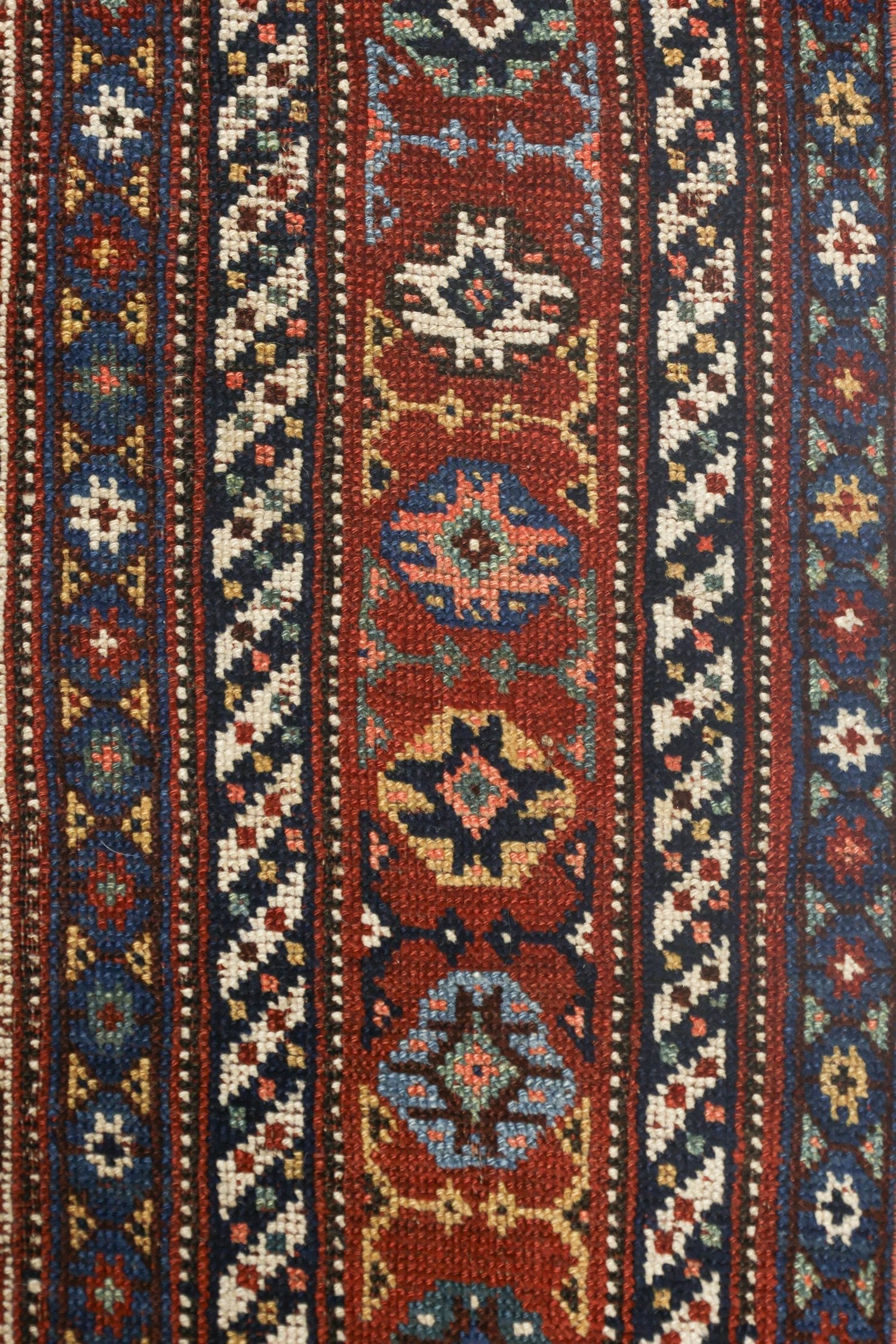 Vintage Qashqai Handwoven Tribal Rug, J70657