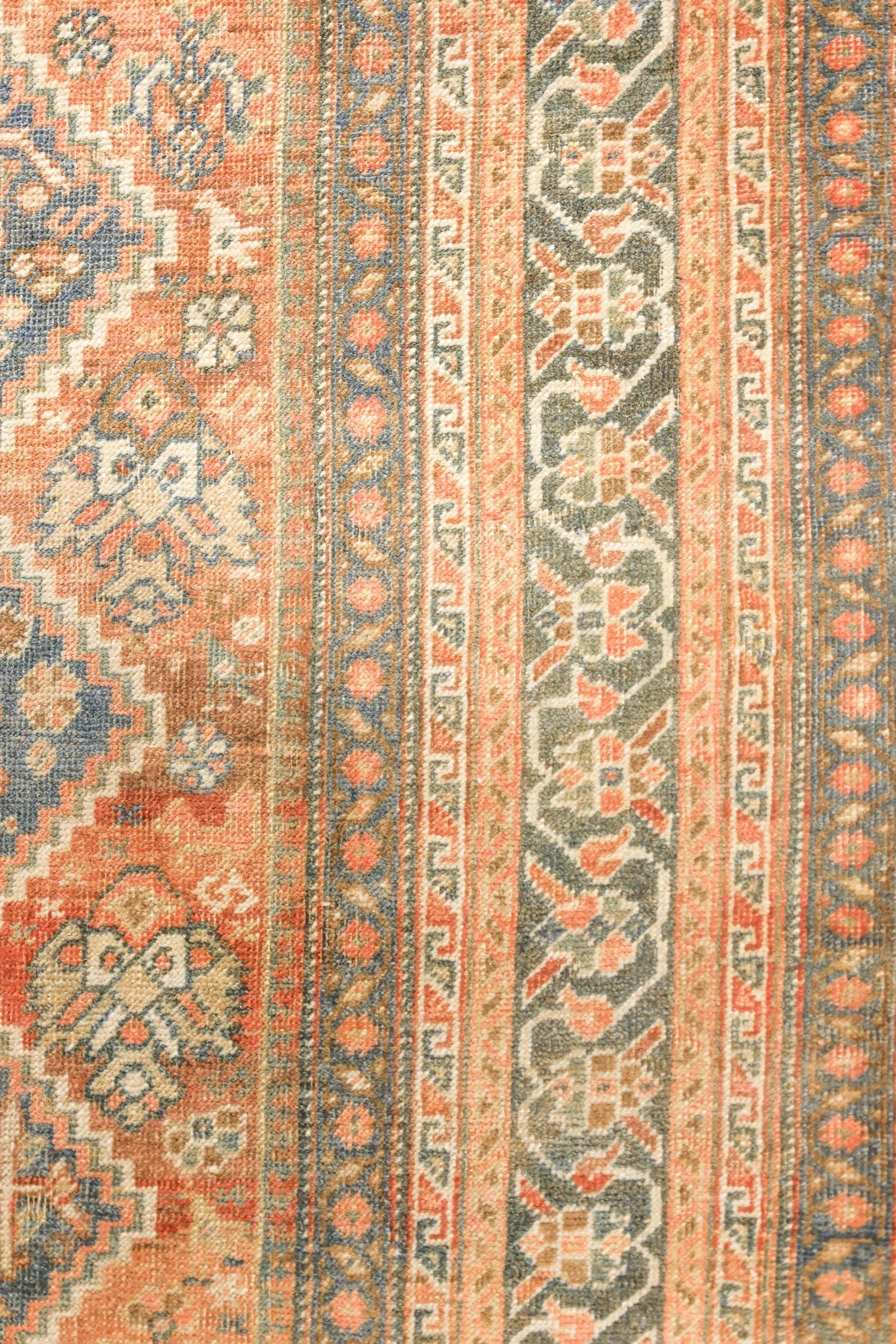 Vintage Qashqai Handwoven Tribal Rug, J73357