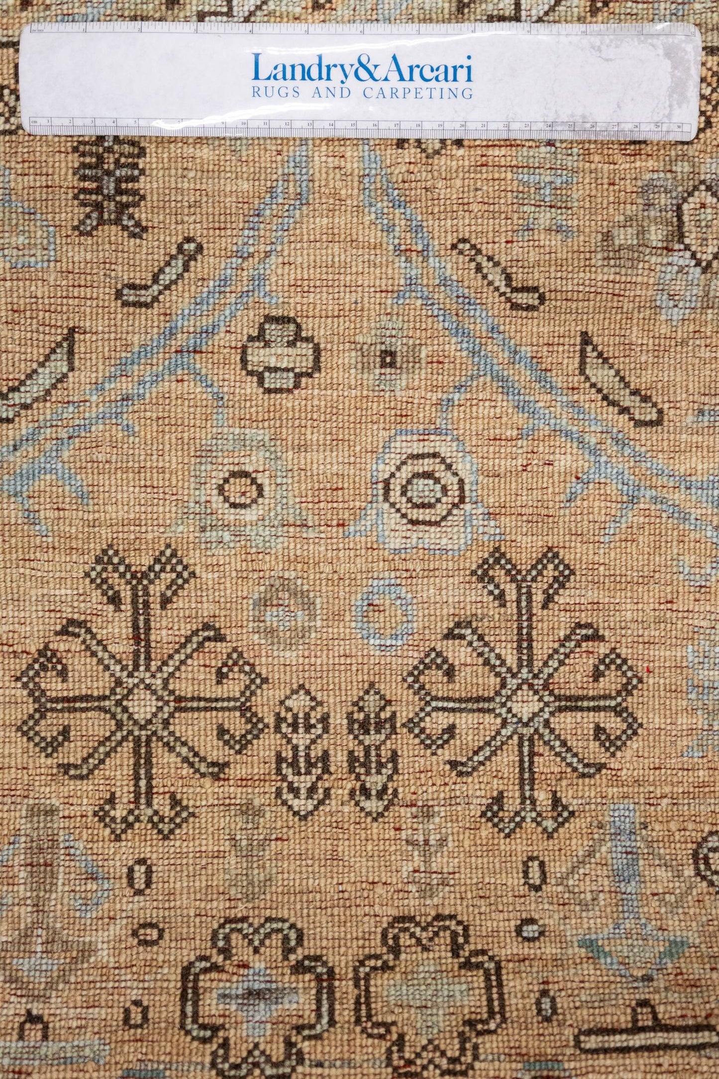Qashqai Handwoven Tribal Rug, J89285