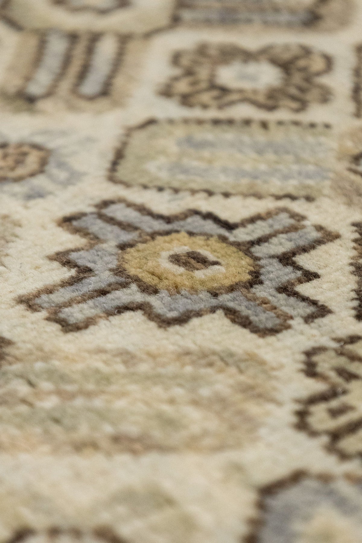 Samarkand Handwoven Tribal Rug, J89835