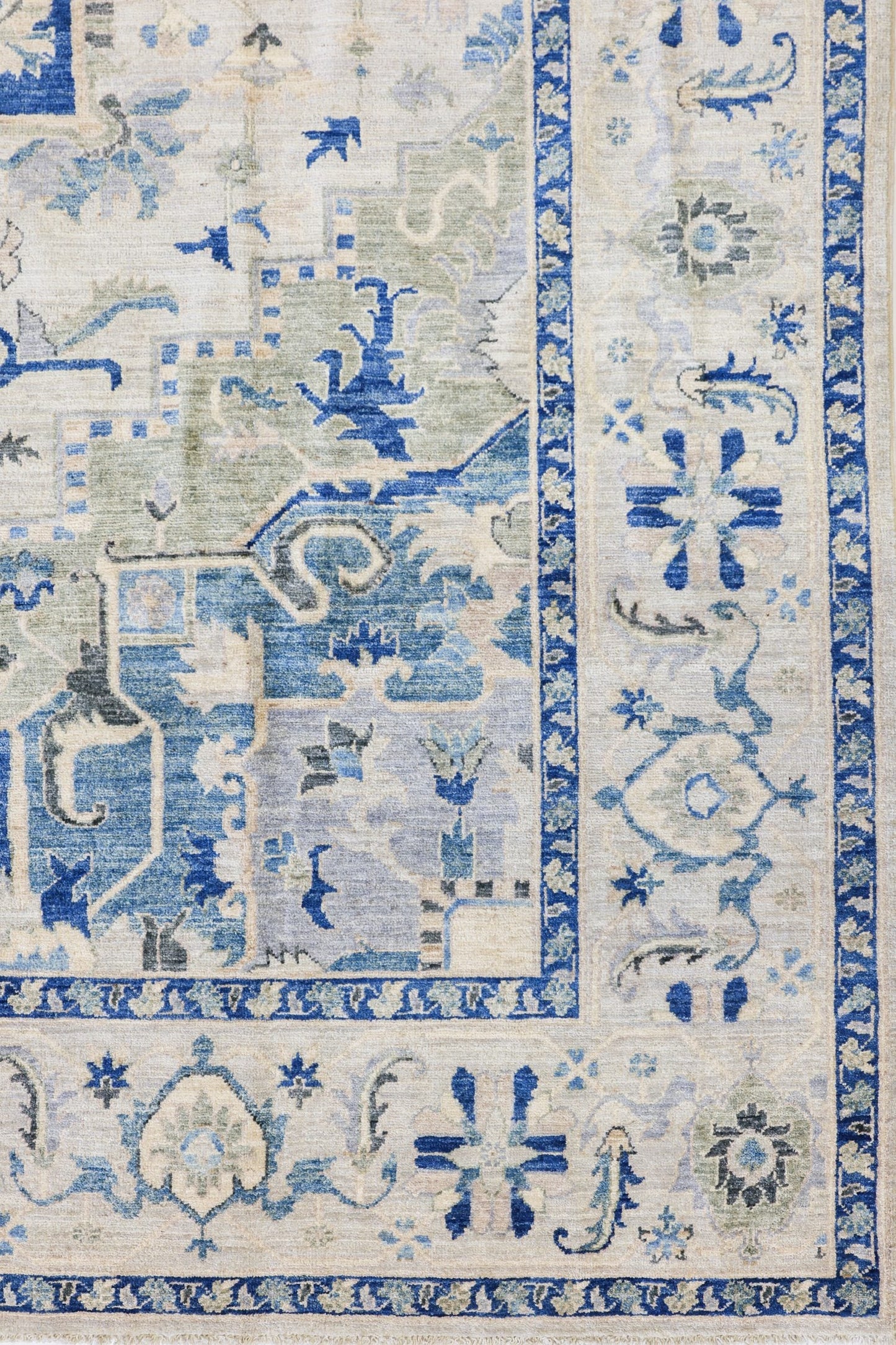 Serapi Handwoven Tribal Rug, J80289