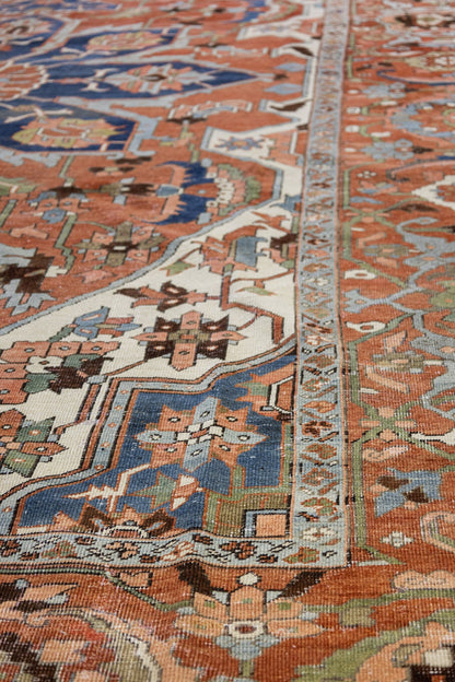 Vintage Serapi Handwoven Tribal Rug, J69498
