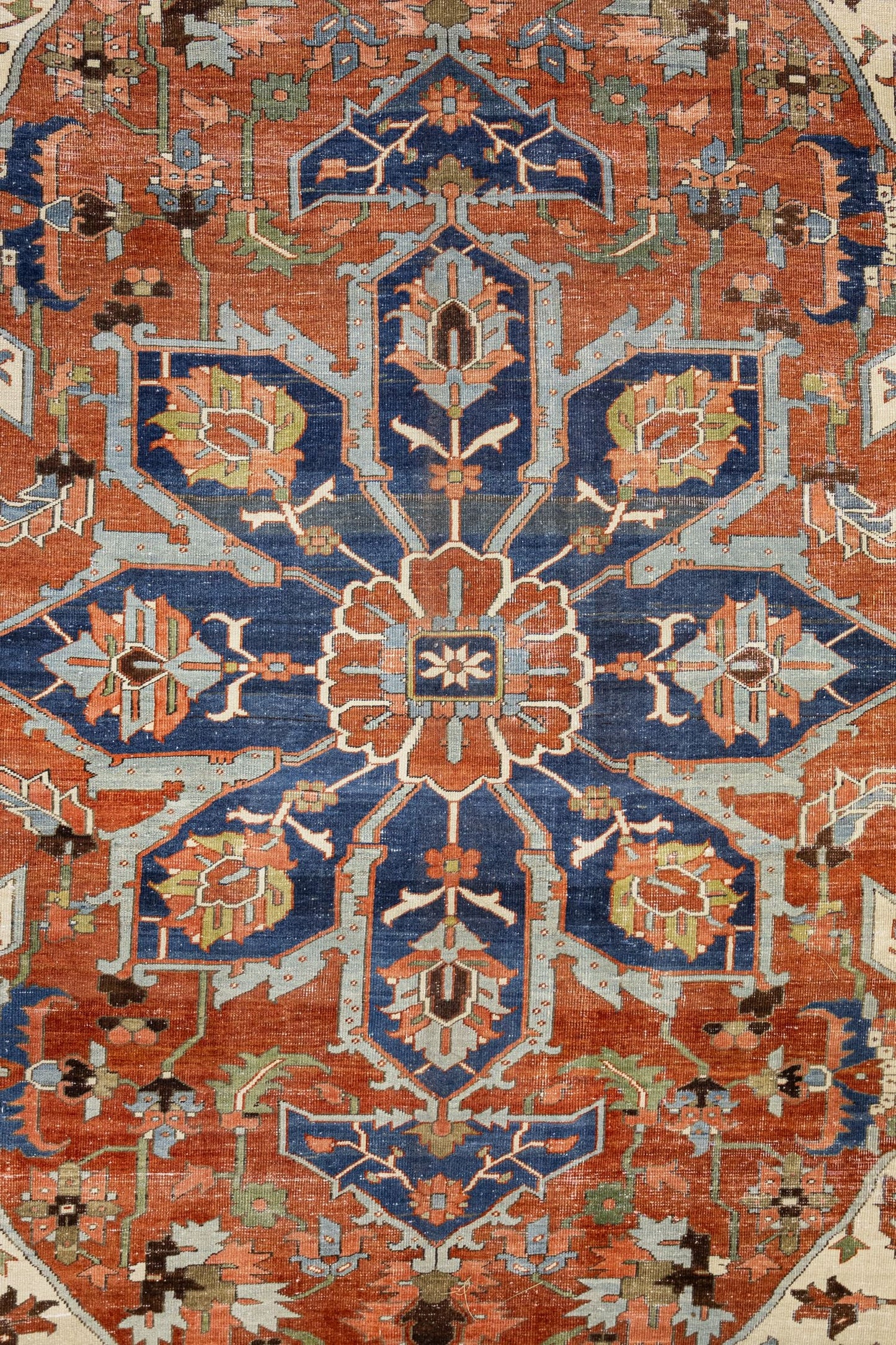 Vintage Serapi Handwoven Tribal Rug, J69498