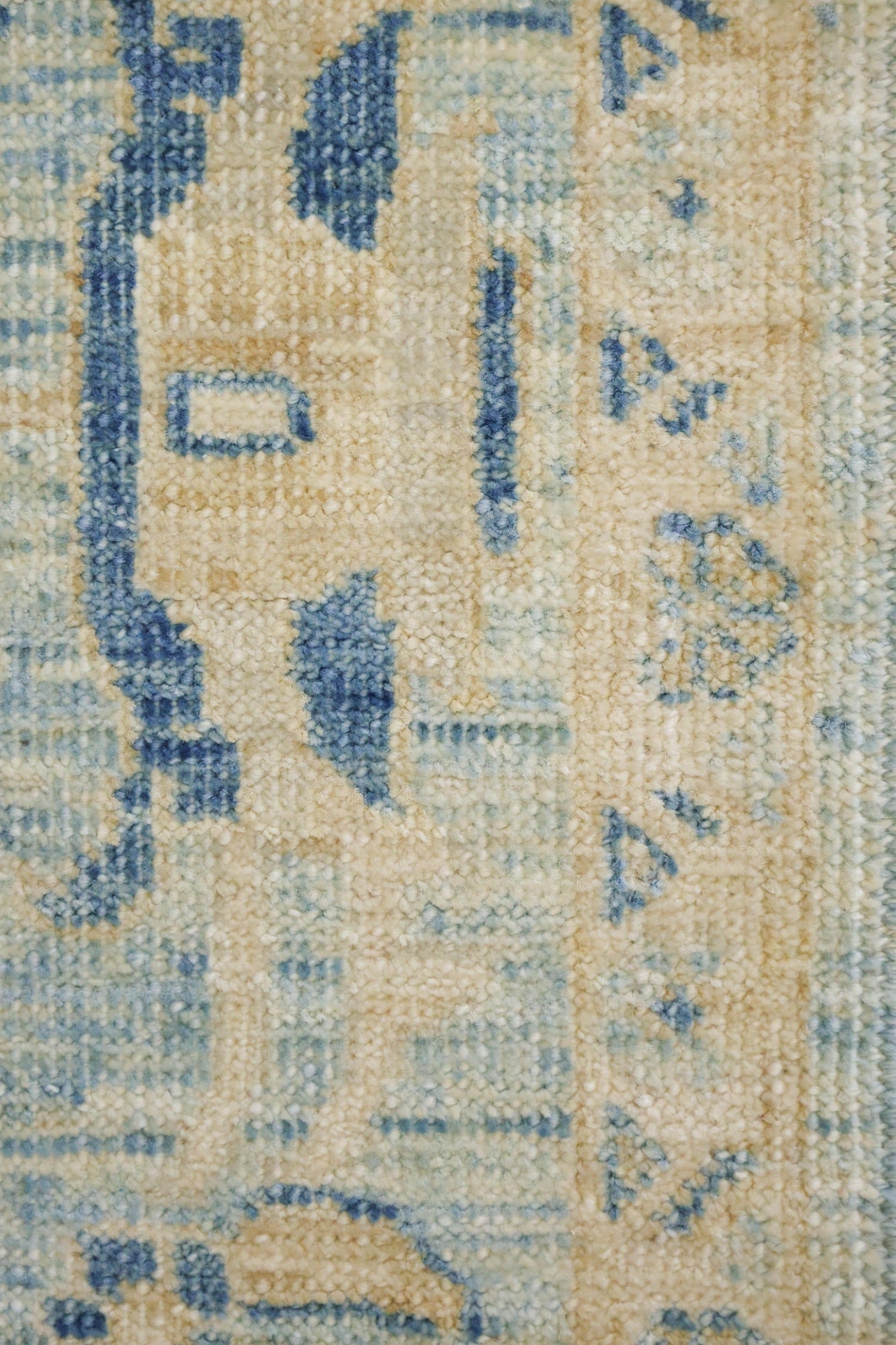 Serapi Handwoven Tribal Rug, J70546