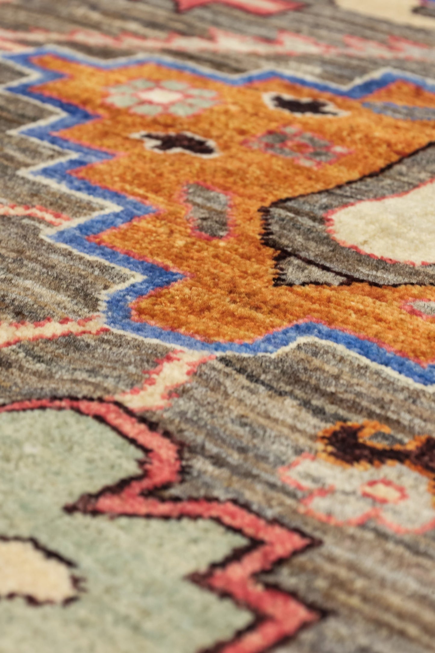 Serapi Handwoven Tribal Rug, J80911