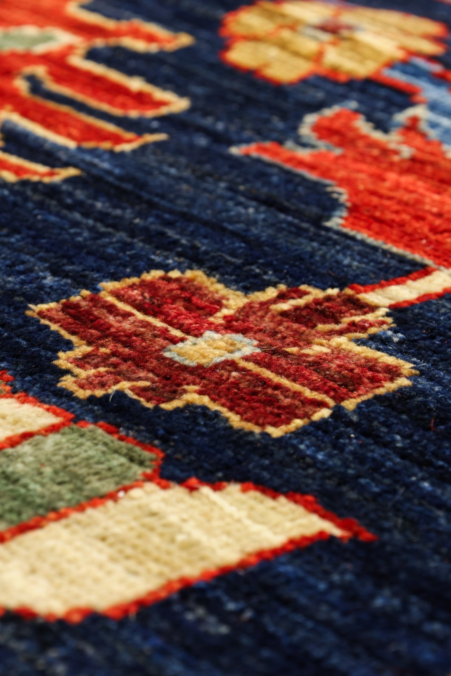 Serapi Handwoven Tribal Rug, J81065