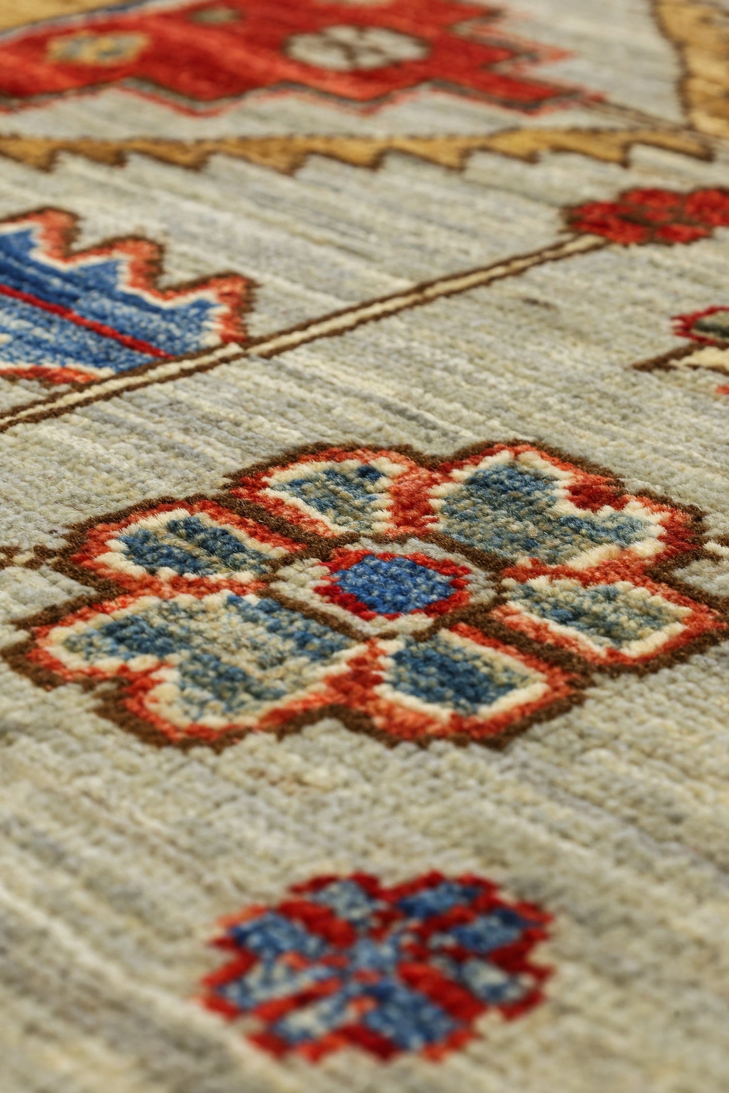 Serapi Handwoven Tribal Rug, J81072